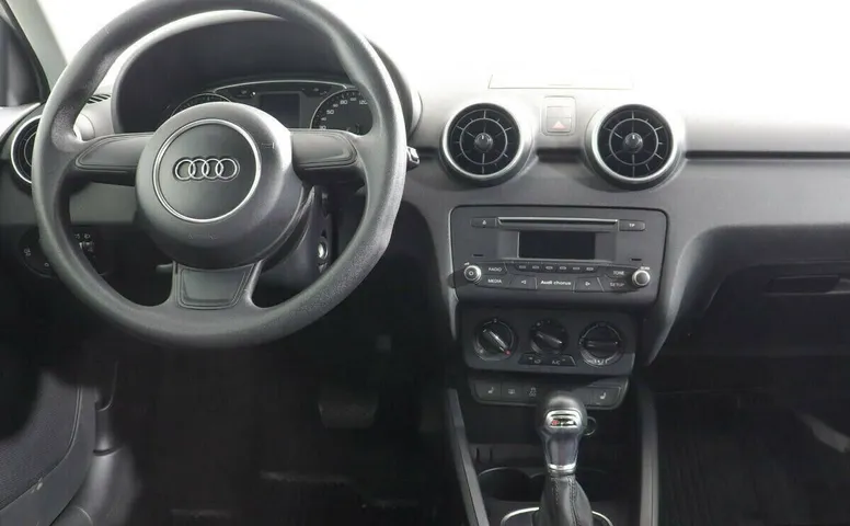 Audi A1 I (8X) Рестайлинг